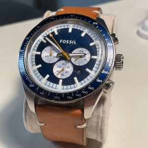 Fossil Mens chronograph watch tan leather daily driver navy sand accents